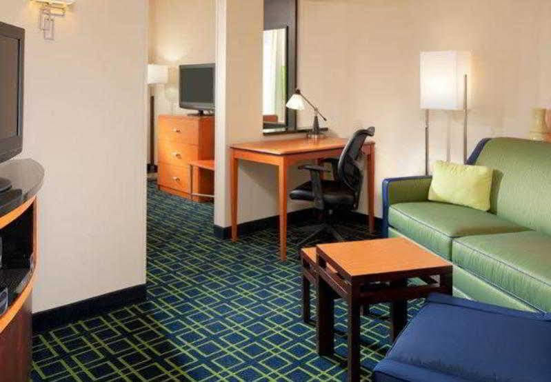 Fairfield Inn And Suites By Marriott Harrisonburg Exterior photo